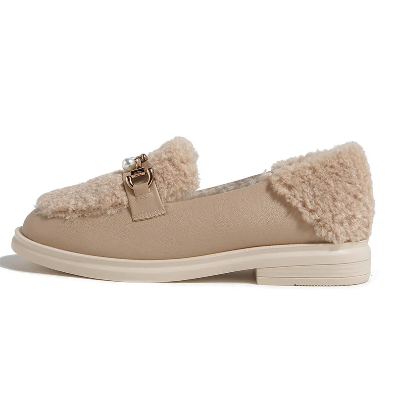 Korean Style New Faux Fur Loafers Women Platform Plush Shoes Women Winter Outdoor Fashion Metal Link Design Cotton Shoes Large