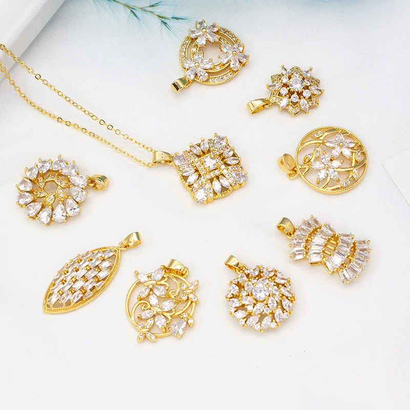 

Комплект из колье и серёг, с фианитом