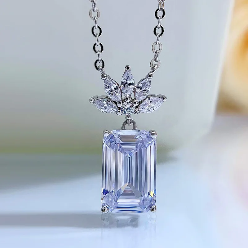 

New S925 Silver Necklace 8*12 European and American Simulation Diamond Pendant Clavicle Chain Shiny Ladies Necklace