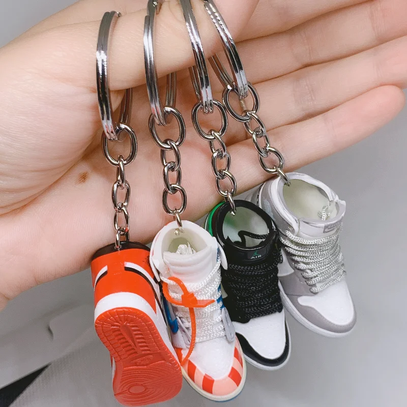 

3D Mini Winged Basketball Shoes Three-dimensional Model Keychain Sports Shoe Lovers Souvenir Keyring Mobile Phone Key Pendant