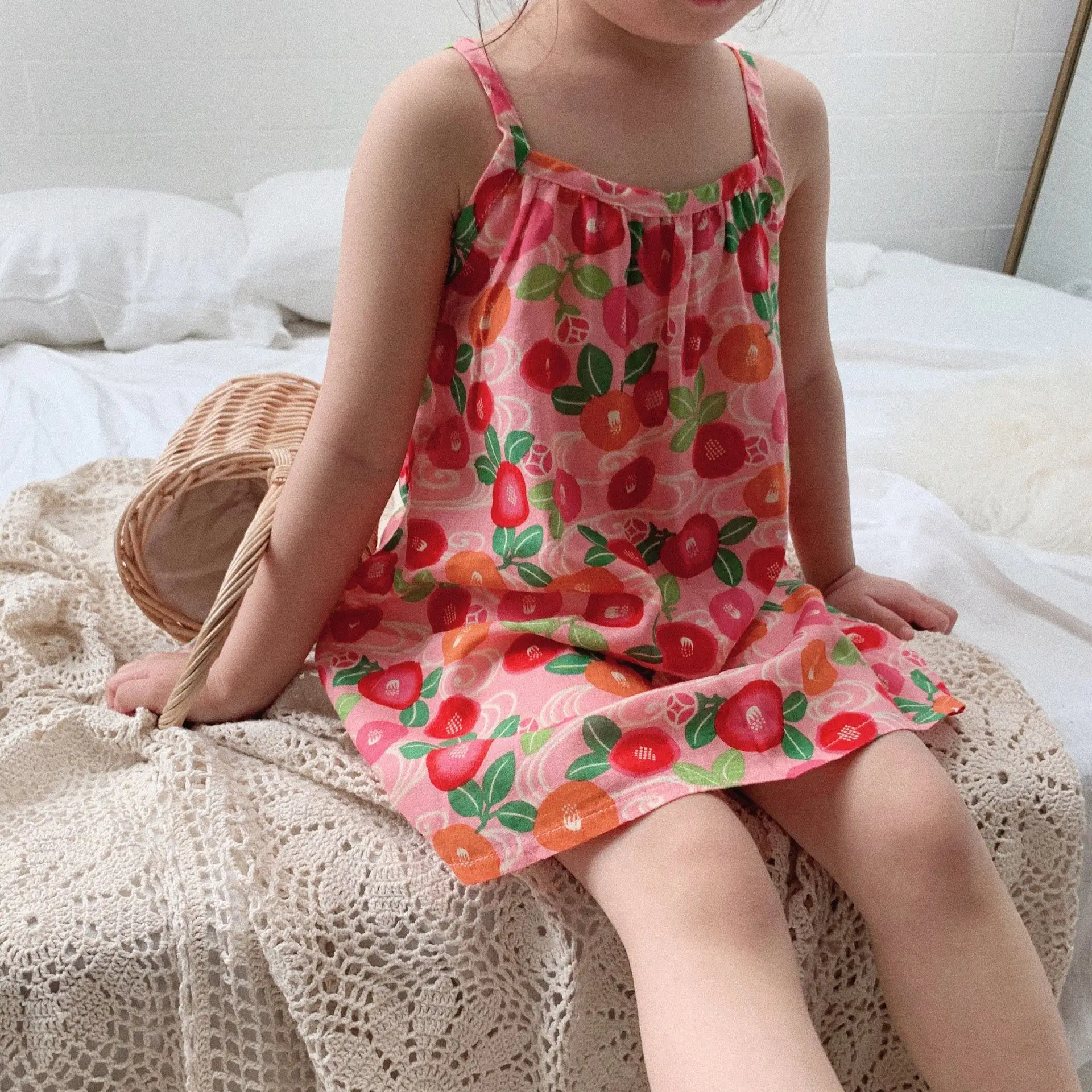 

Summer Girls Cool Cotton Slip Dress Small Floral Pattern Fresh Bright Princess A-line Skirt Fashion Children's Clothing New