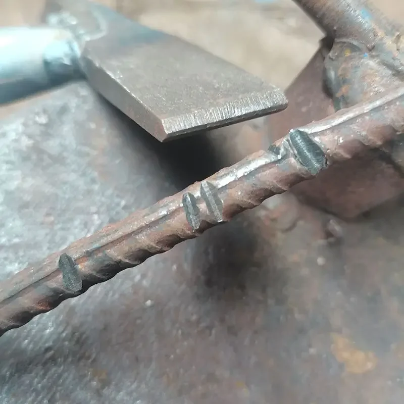 Многофункциональный сварочный молоток Удаление ржавчины нарезание шлака с