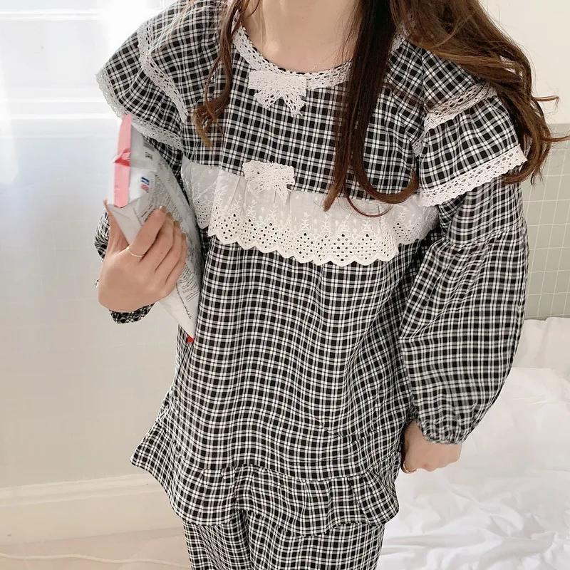 

Black Plaid Spring Summer Pajamas Set Women Home Suit Ruffles Lace Embroidery Sleepwear Pants Pyjamas Home Clothes Bow Tie D136