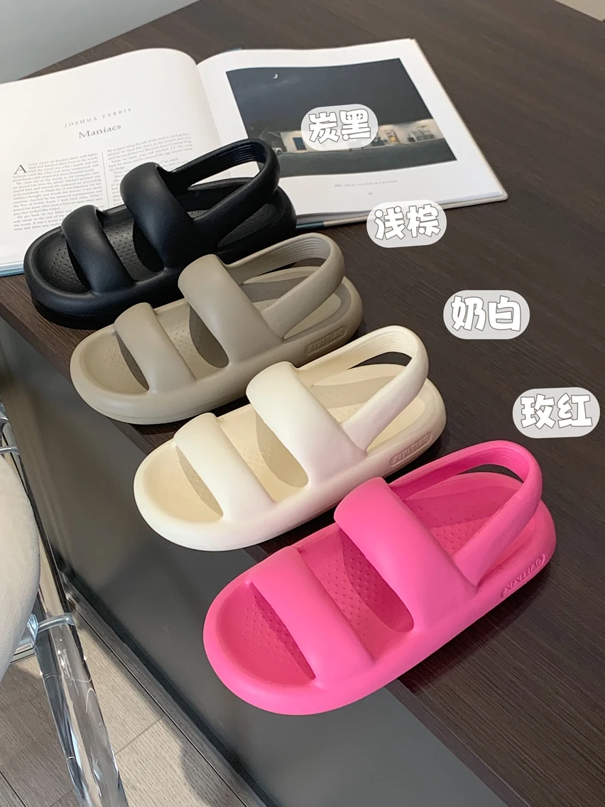 Shoes Slippers Flat Luxury Slides Platform Summer Clogs Woman Low Designer Soft Beach Rome Basic PU Scandals Fabric Shoes Slippe