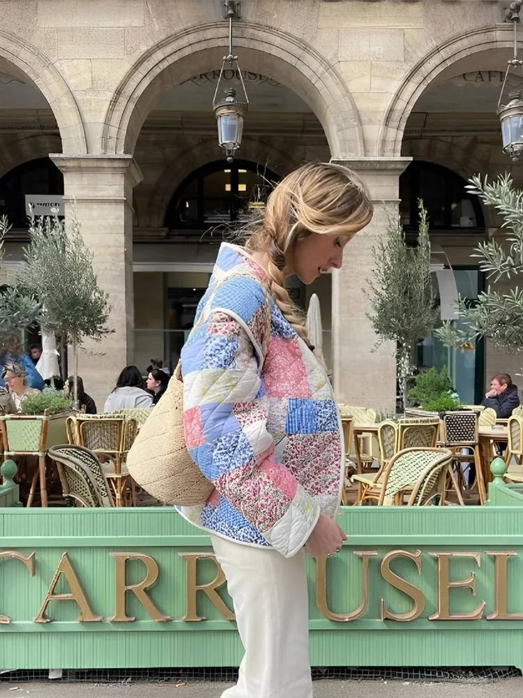 Рисунок 5 - RDMQ 2023 Лоскутные однобортные парки с принтом