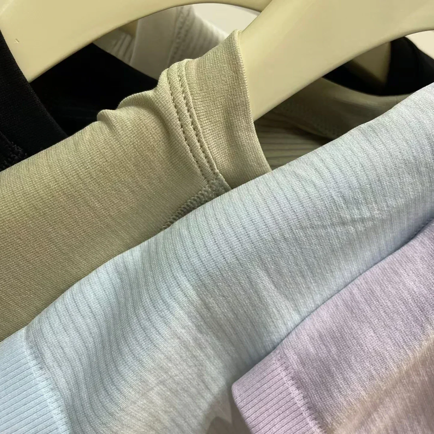 Женская футболка Lemon Women Short Edition Swiftly Tech с коротким рукавом, дышащая, быстросохнущая, 2.0, для йоги и фитнеса (art.: 3920dc6accb7c) - 3920dc6accb7c