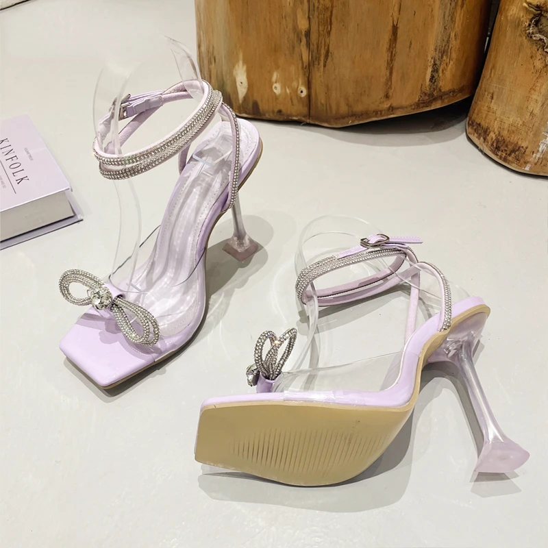 

Women's Designer Brand Sandals 2023 Summer New PVC Transparent Rhinestone Bowtie Square Toe Narrow Band Strap High Heels Shoes
