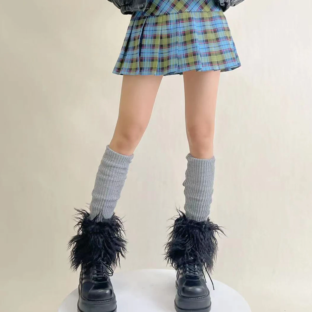 New Punk Faux Wool Panels Leg Warmers Gothic Plush Winter Warm JK Leg Sleeves Pile Socks Color-block Y2k Harajuku Boots Cover