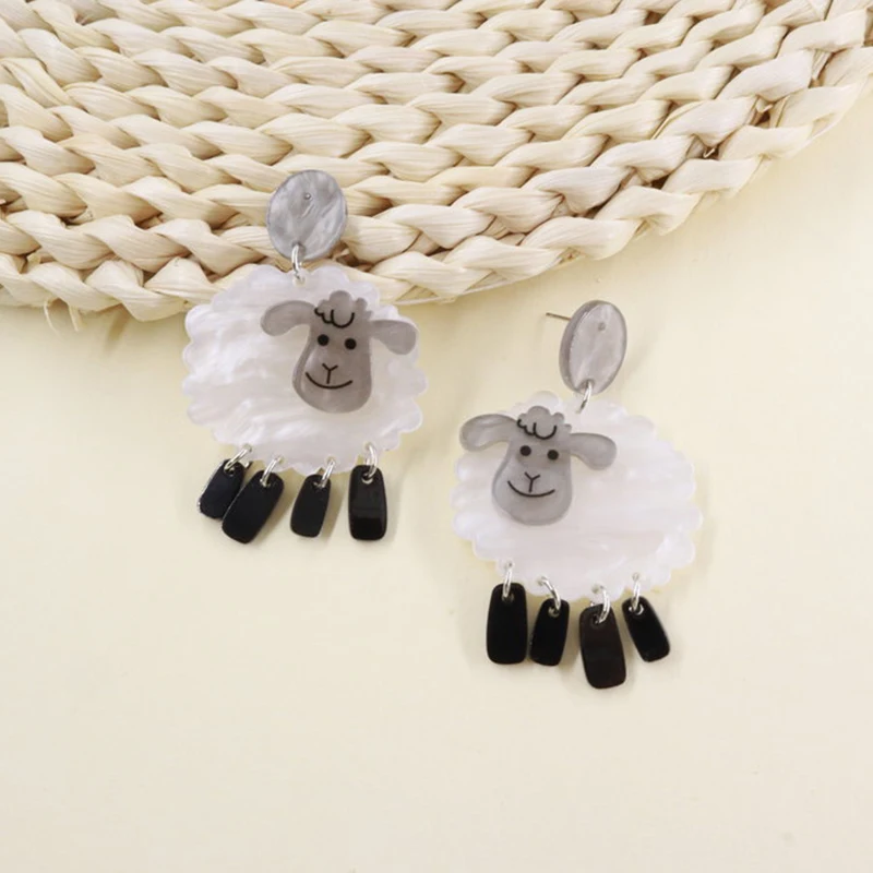 Симпатичные серьги с мультяшными животными овечкой для женщин Милые Акриловые