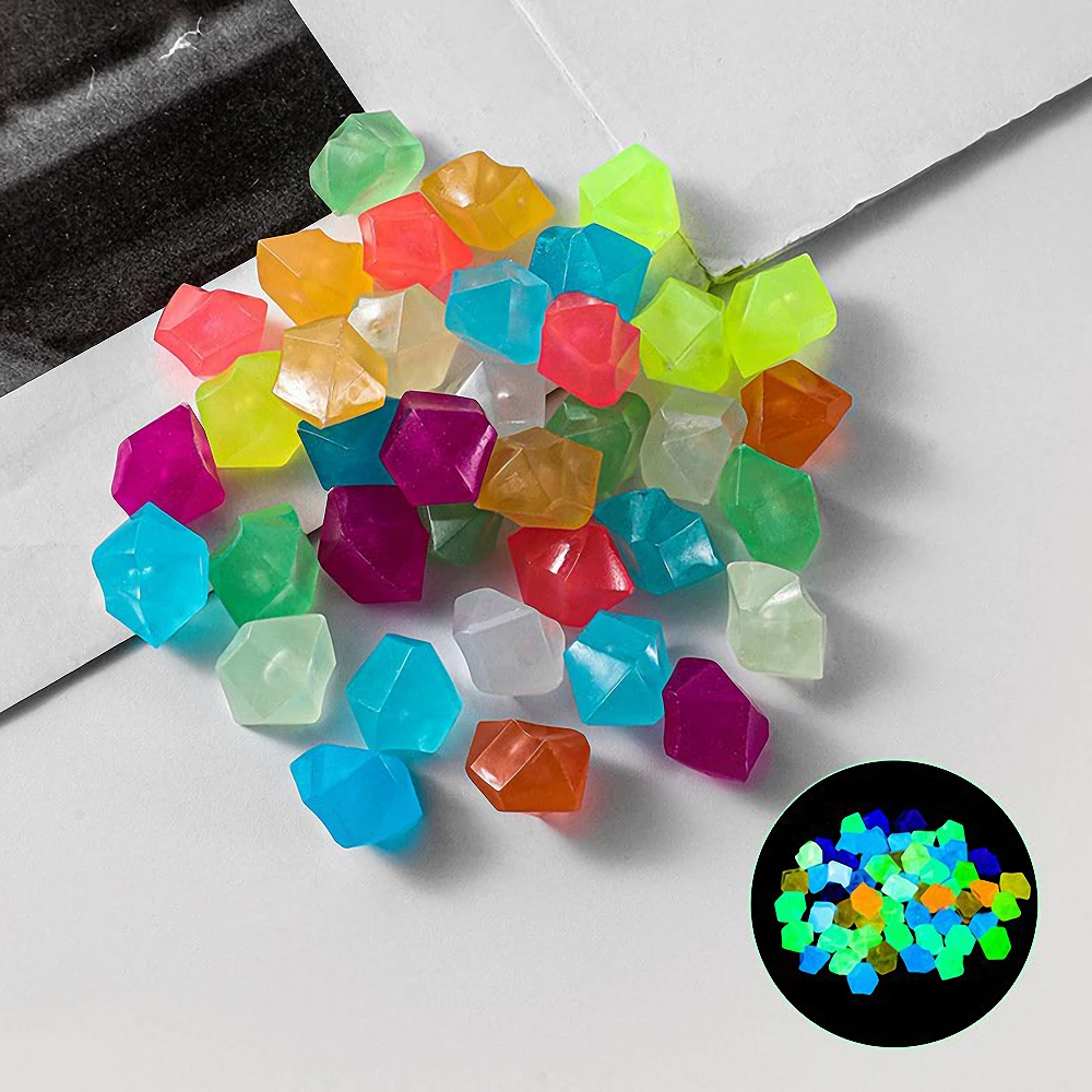 

300Pcs/Lot Aquarium Luminous Stones Glow In Dark Decorative Pebbles Pebble Rocks Fish Tank Decorations Outdoor Garden Decor