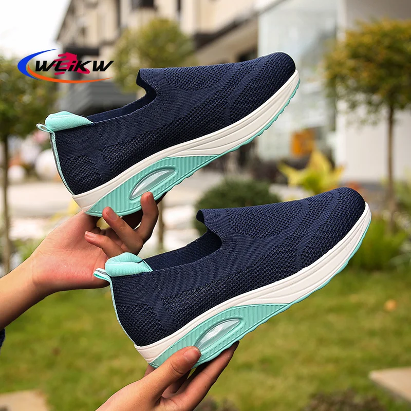 

2022 Women Vulcanized Shoes High Quality Women Sneakers Slip on Flats Shoes Women Loafers Plus Size 43 Walking Flat