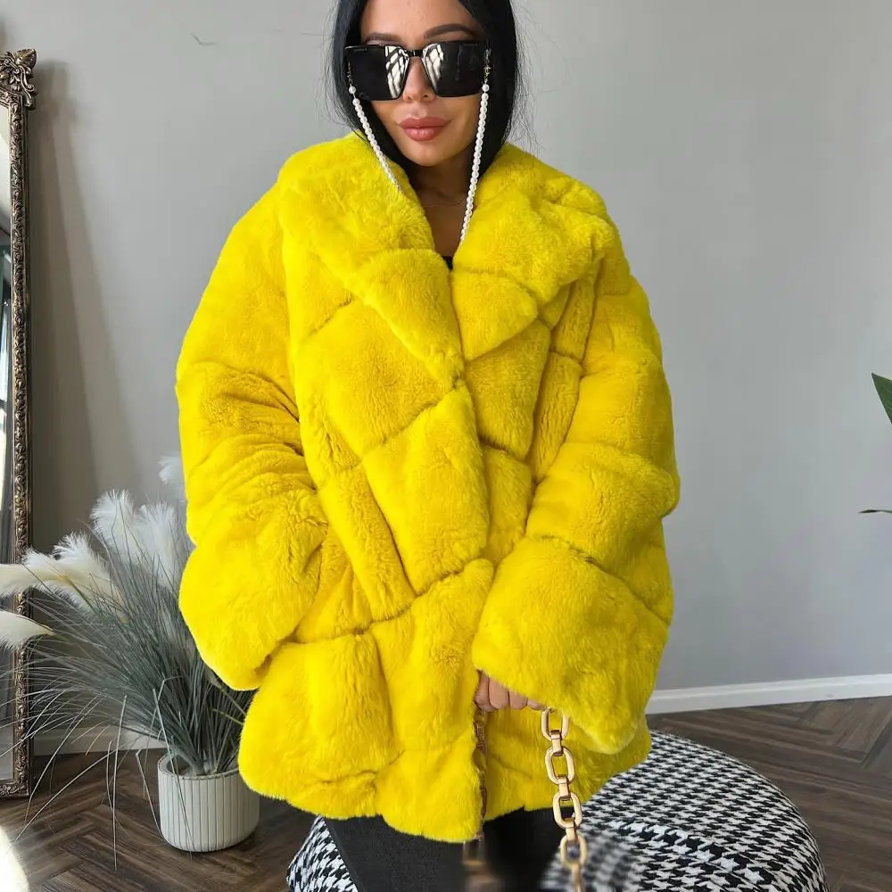Женская зимняя верхняя одежда средней длины из натурального меха кролика рекс