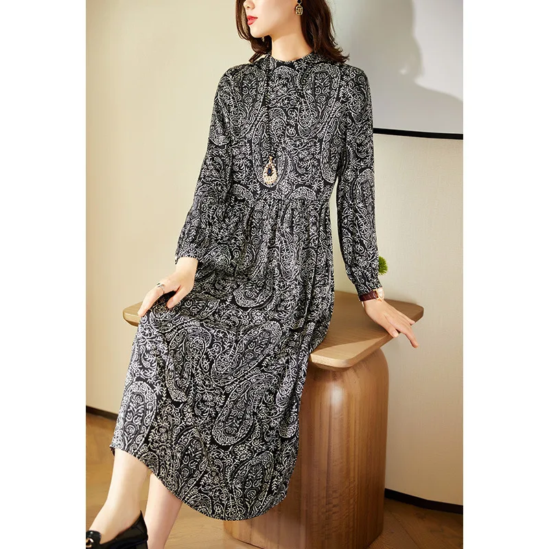 

Large Size Chiffon Floral Midi Dress
