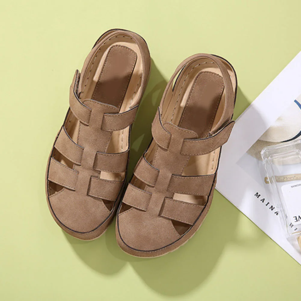 

Solid-Color Closed Toe Wedges Sandals Lightweight Non-Slip Beach Shoes For Women Daily Wear
