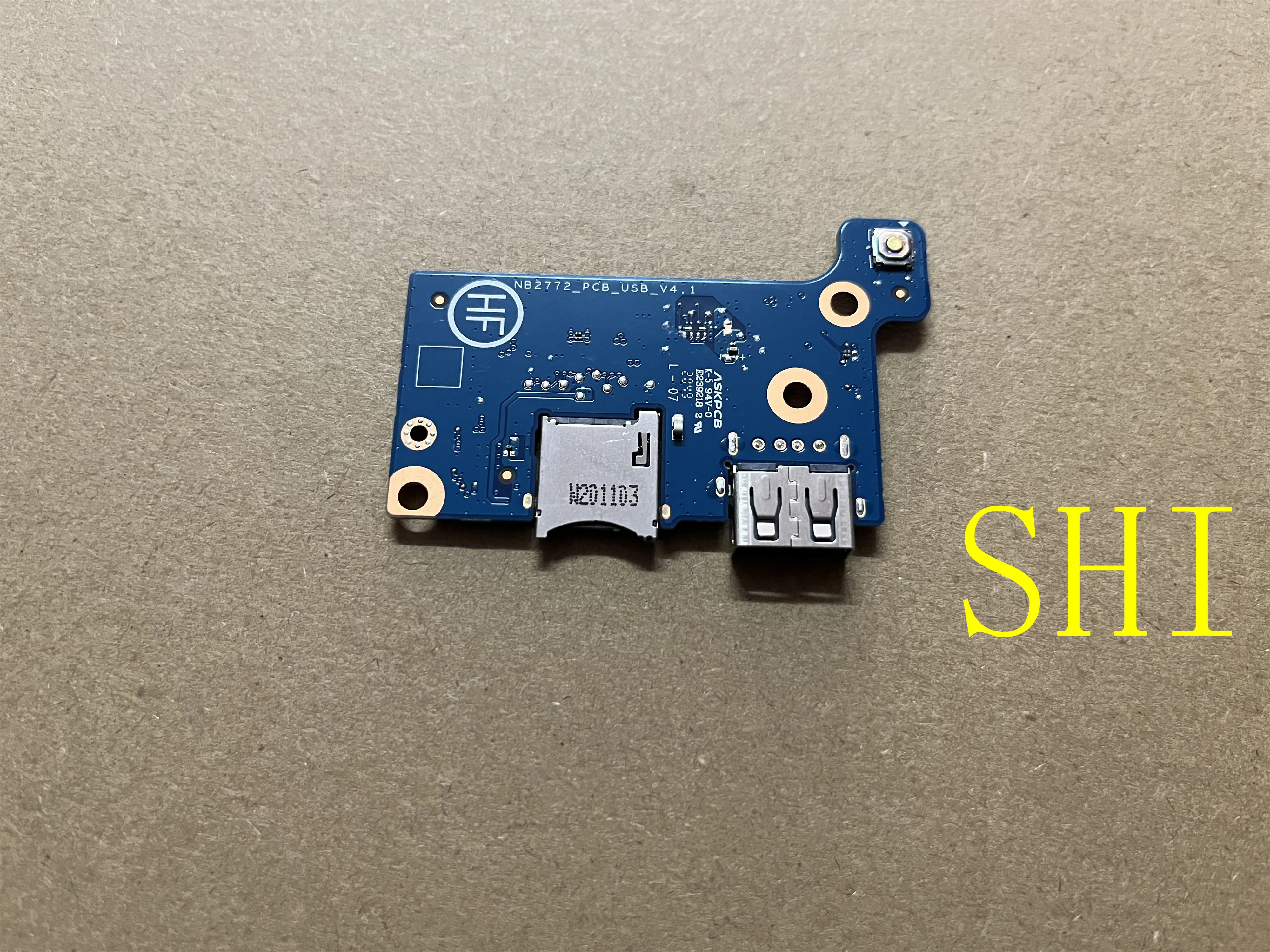 

USB-кардридер для ноутбуков Samsung NP550XDA 550XDA, бесплатная доставка