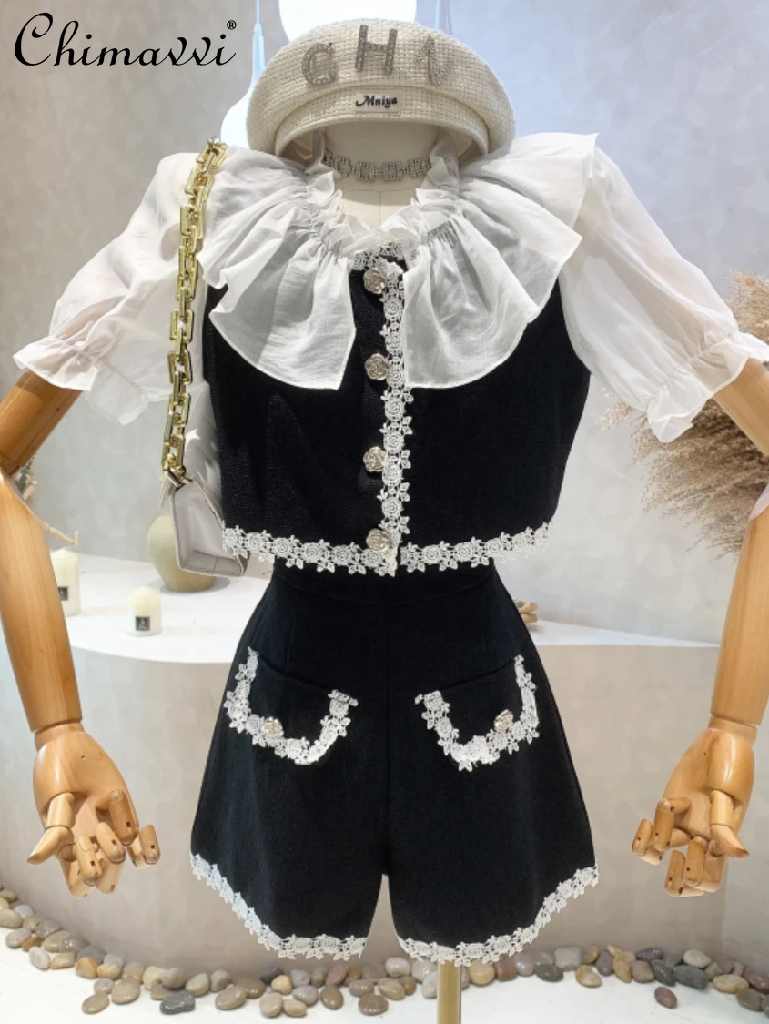 

Two-Piece Women 2022 Summer New Fashion Design Lace Contrast-Color Patchwork Ruffled Short Top High Waist Shorts Elegant Outfit