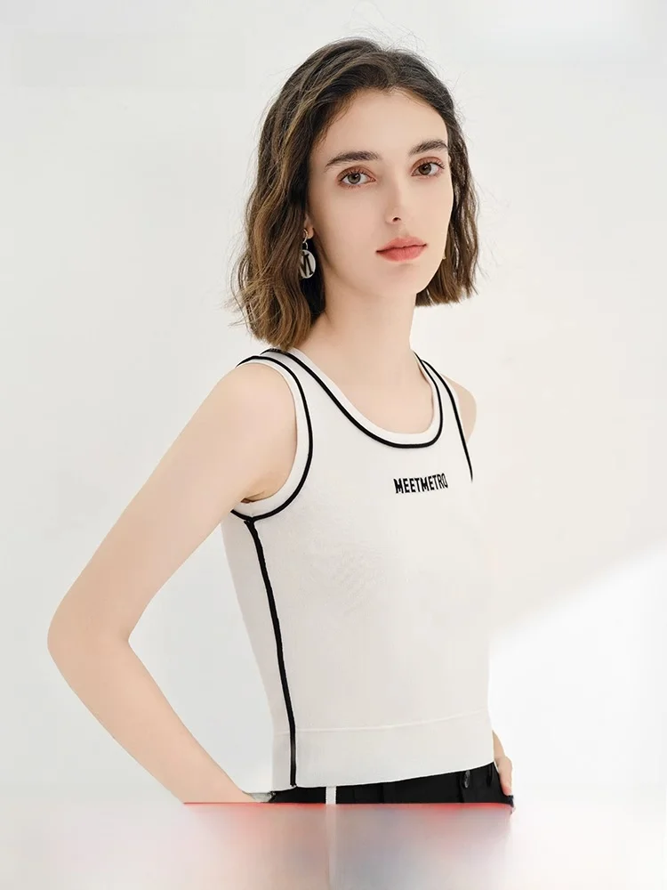 Meetmetro Mayer контрастного цвета с вышивкой букв женский жилет на слинге осень 2024