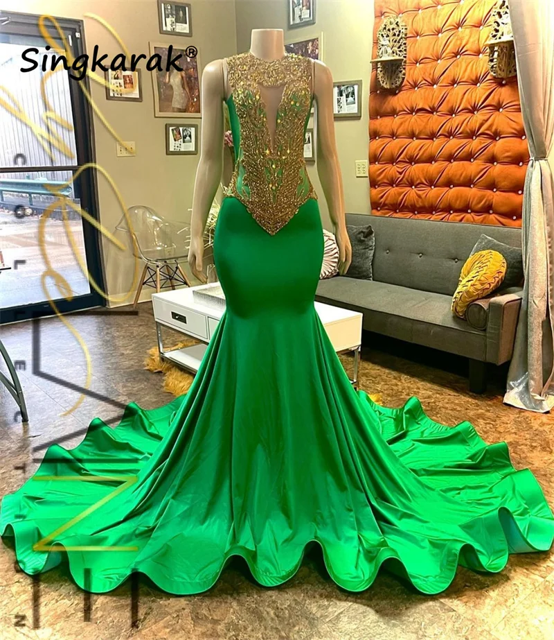 

New Arrival Luxury Mermaid Black Girl Green Prom Dress 2023 Beading Crystals Sequins Formal Party Gowns Robe De Bal Court Train
