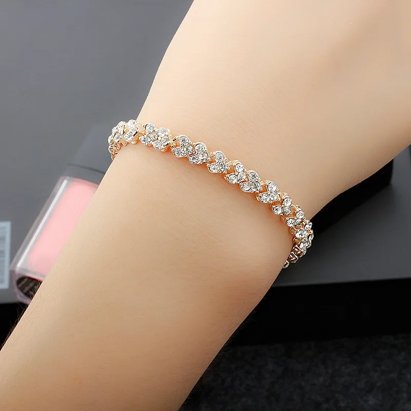 

New Roman Crystal Diamond Zircon Inlaid Heart Chain Bracelet for Women Silver Gold Jewelry Pulseras Mujer Trending Products 팔찌