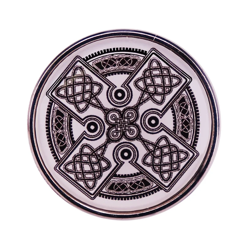 

Retro Style Round Celtic Knot Television Brooches Badge for Bag Lapel Pin Buckle Jewelry Gift For Friends