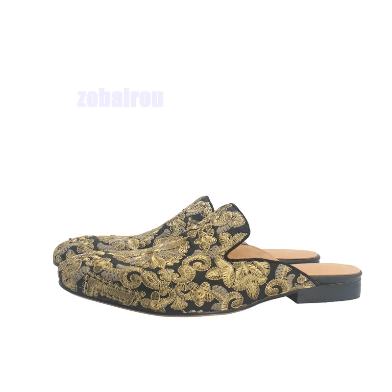 Gold Embroidery Luxury Casual Shoes Men 's Half Shoes Men Round Toe Mules Fashion Designer Totem Comfort Flat Slippers
