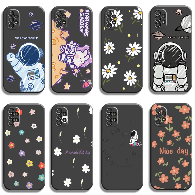 

Cute Astronaut Flower Phone Cases For Samsung Galaxy A31 A32 A51 A71 A52 A72 4G 5G A11 A21S A20 A22 4G Funda Carcasa Coque