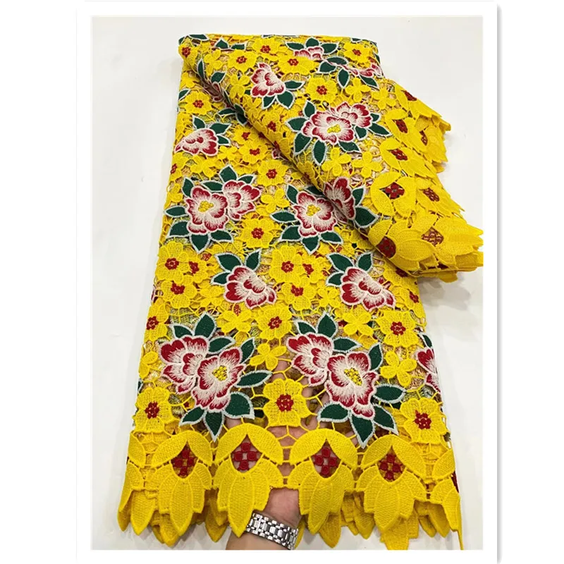 

2022 fashion style guipure lace fabric the latest 5yards flowers pattern design water soluble lace for clothes DP2231