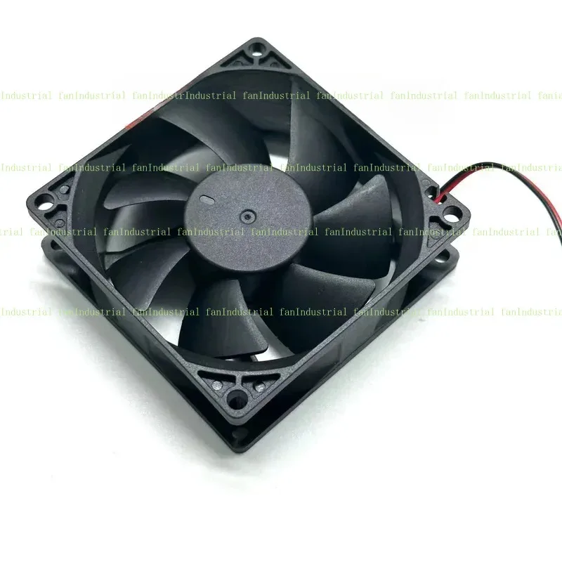 Фото Z HENGRD HD8025H12S 12 В 0,18 А 80x80x25 мм 2-проводной охлаждающий вентилятор для сервера №2