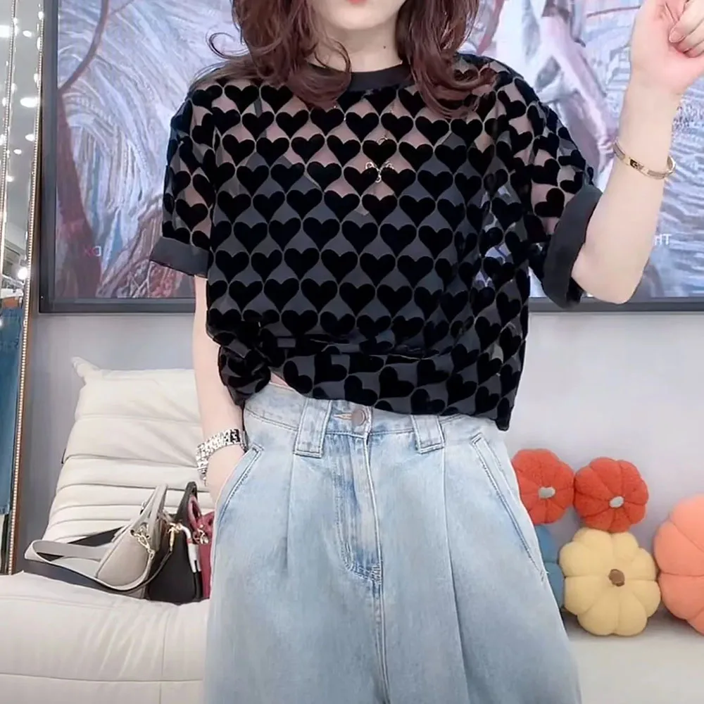 

Женская футболка с коротким рукавом, Повседневная футболка с круглым вырезом и сердечками, в Корейском стиле, лето 2023