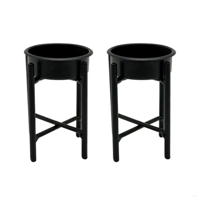 

Подсвечники из железа 2 штуки