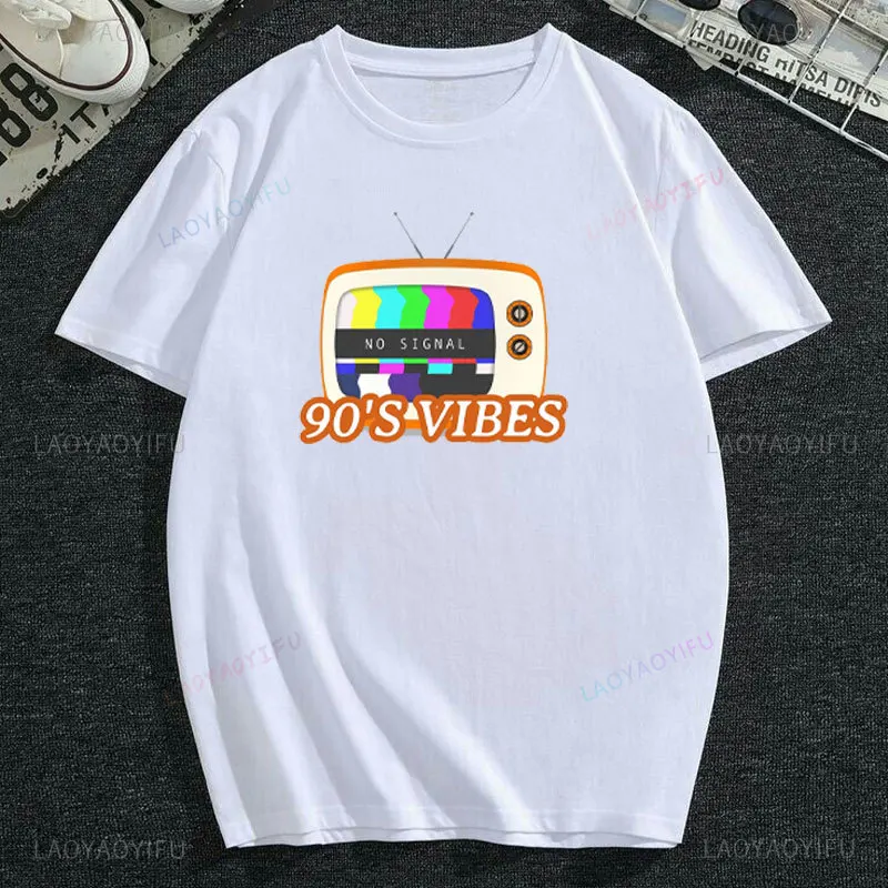 Винтажная женская футболка с коротким рукавом