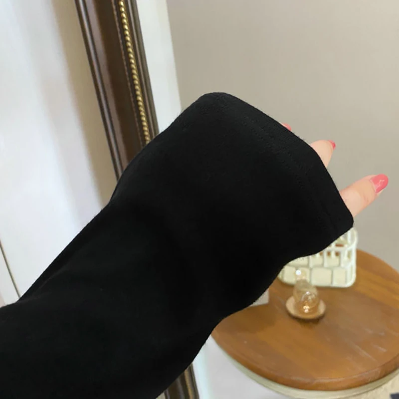 Рисунок 5 - Женская Винтажная футболка с V-образным вырезом