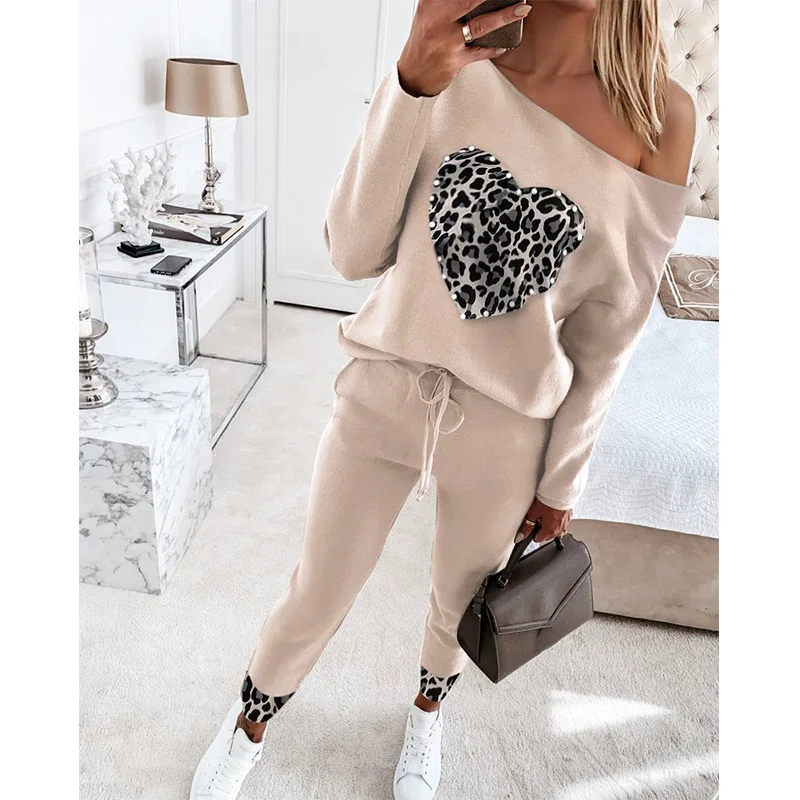 

High Street Stylish Cheetah Heart Print Beaded One Shoulder Sweatshirt Top & Drawstring Pants 2 Piece Set Women Spring Autumn