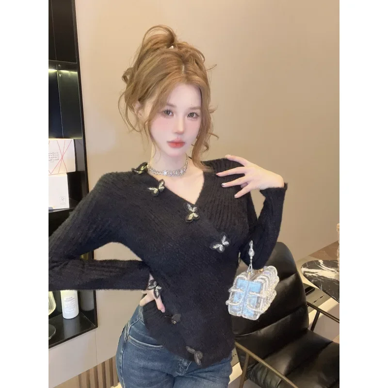 Милый свитер из ангоры с бабочкой женский нерегулярный воротник утягивающий