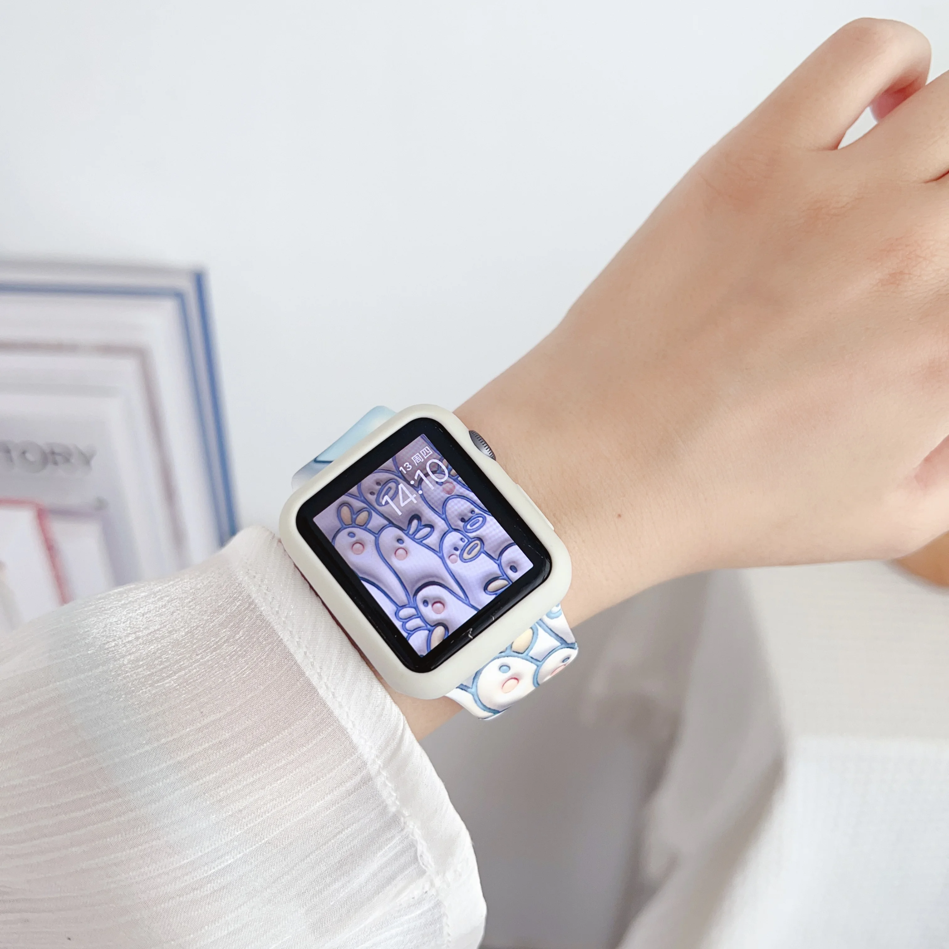 Pattern Printed Silicone Strap For Apple Watch Band 49 44 40 45 41 42 38 44 45 mm WatchBand For iwatch Series Ultra 8 7 SE 6 5 4