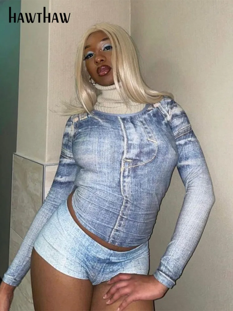 

Hawthaw Women Long Sleeve Tops T Shirts Shorts Pants Two Piece Sets Outfits 2022 Autumn Clothes Wholesale Items For Business