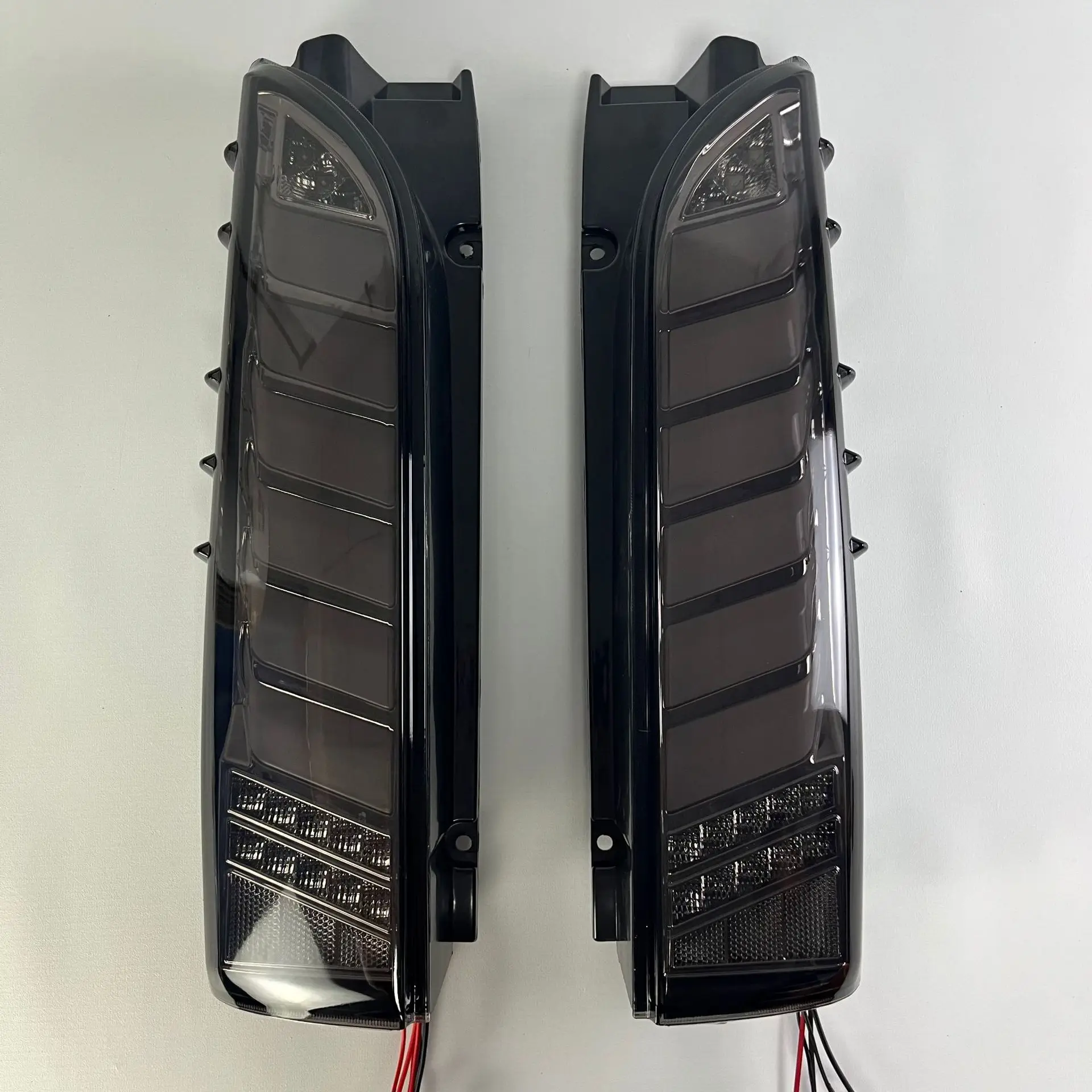 Задний фонарь в сборе задний тормозной для Toyota Hiace 2005 2006 2007 2008 2009 2010 2011 2012 2013 2014 2016