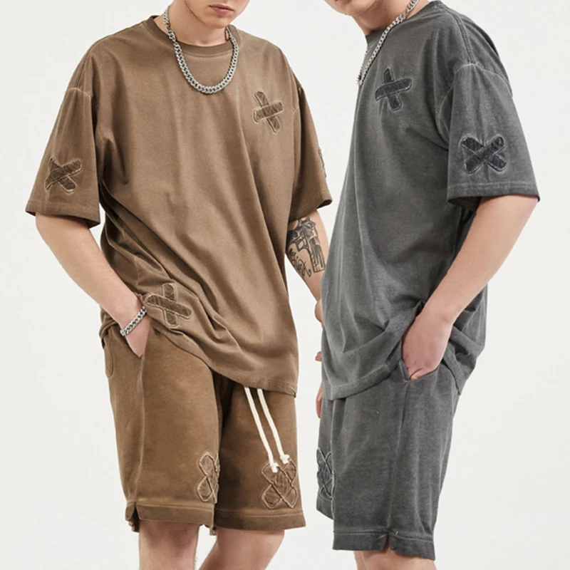 

2022 Summer New Arrival European American High Street Tide Brand T-shirt Shorts Suits Men Solid Color Loose Retro Short Sleeves