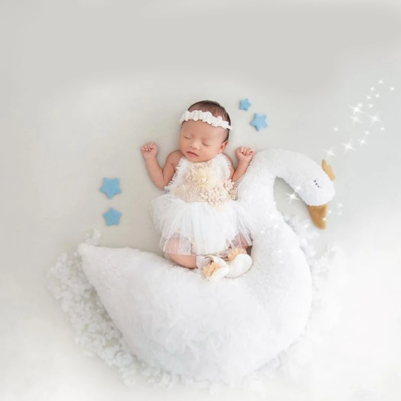 

Baby Shower Party Decoration Photo Shooting Props Swan Posing Pad New Year Gift