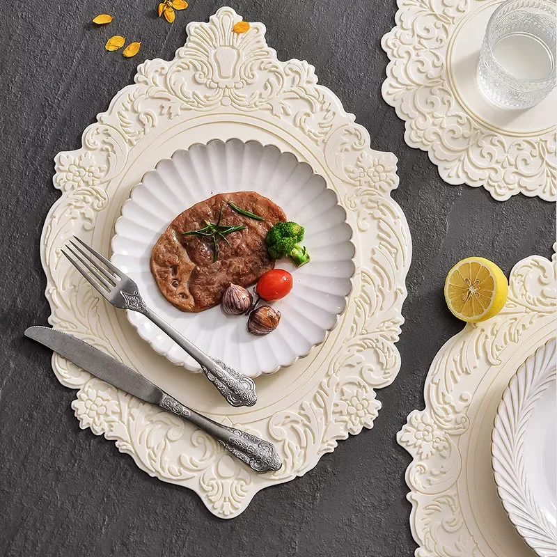 

2022New Silicone Oval Placemat Heat Resistant Thickened Non-Slip European Lace Cup Mat Dinner Table Decoration Coasters