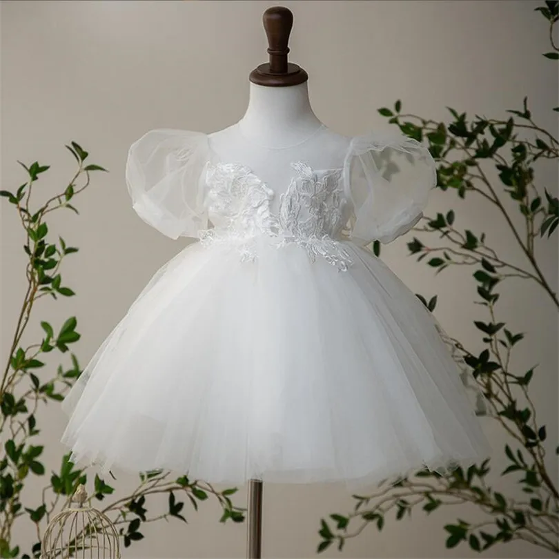 

One Year First Birthday Baby Girls Dress White Baby Baptism Dress Puff Sleeve Girls Dress For Wedding and Party Christening Gown