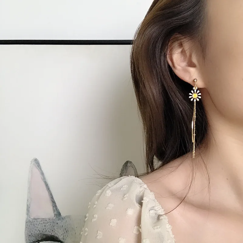 Sweet Trendy Daisy Long Tassel Earrings For Women Girls Korean Sunflower Rose Opal Zircon Asymmetrical Stud Earring Jewelry
