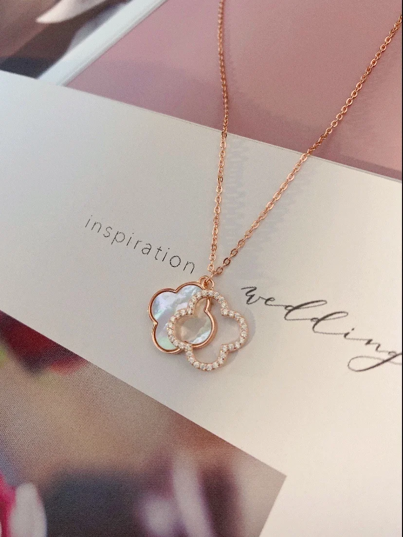 

Private Natural White Fritillaria Clover Necklace Jewelry Sterling Silver