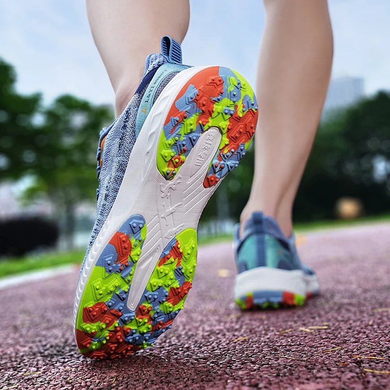 New Men's Golf Shoes Mesh Breathable Comfortable Walking Sneakers for Men Fashion Grass Jogging Sneakers