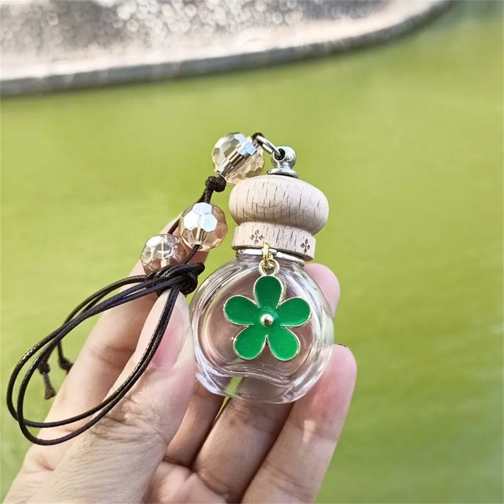 

Car Decoration Oil Bottle Daisy Metal Petals Crystal Bead Wax Rope Lasting Fragrance Durable Portable Universal Car-styling