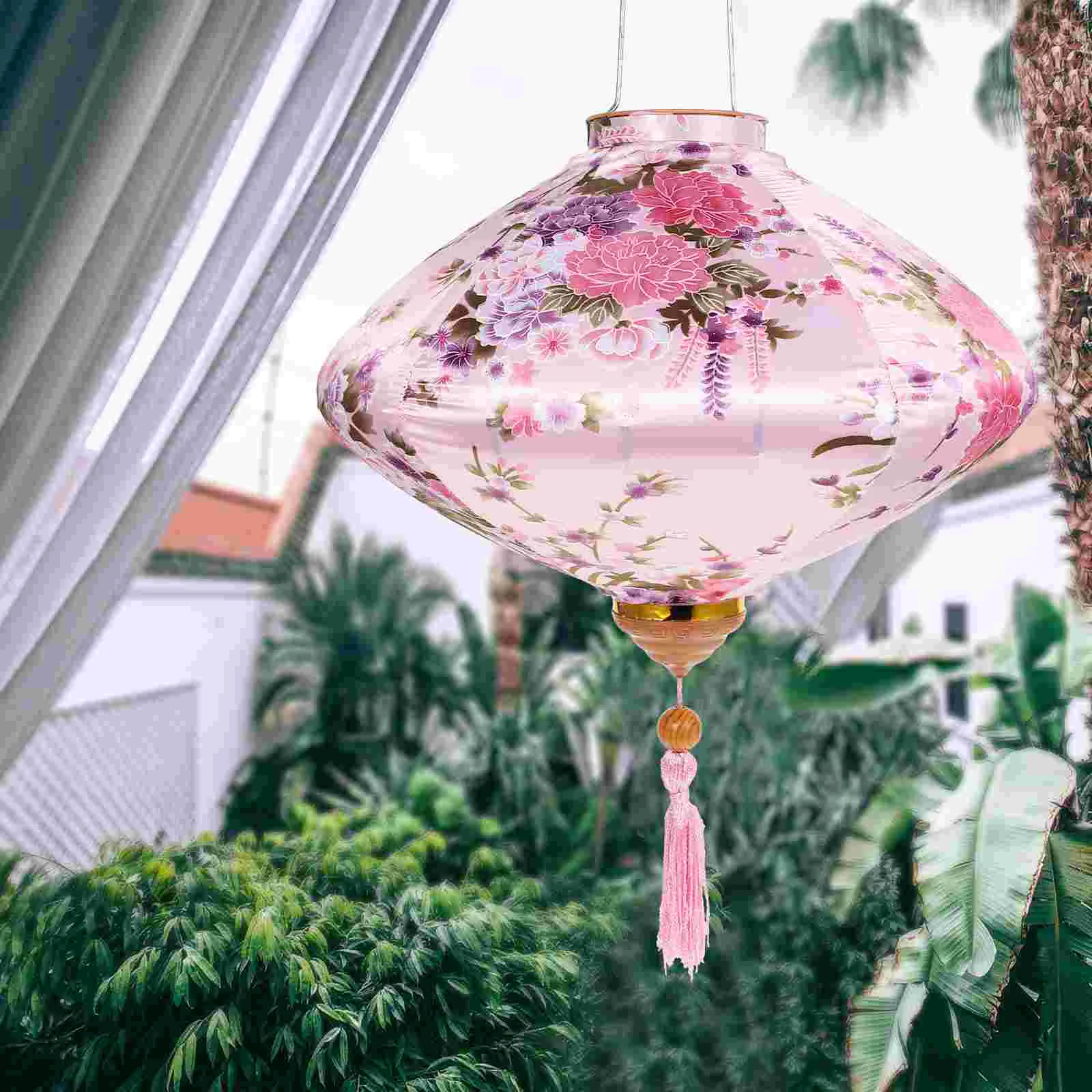 

Декоративный подвесной фонарь с кисточкой
