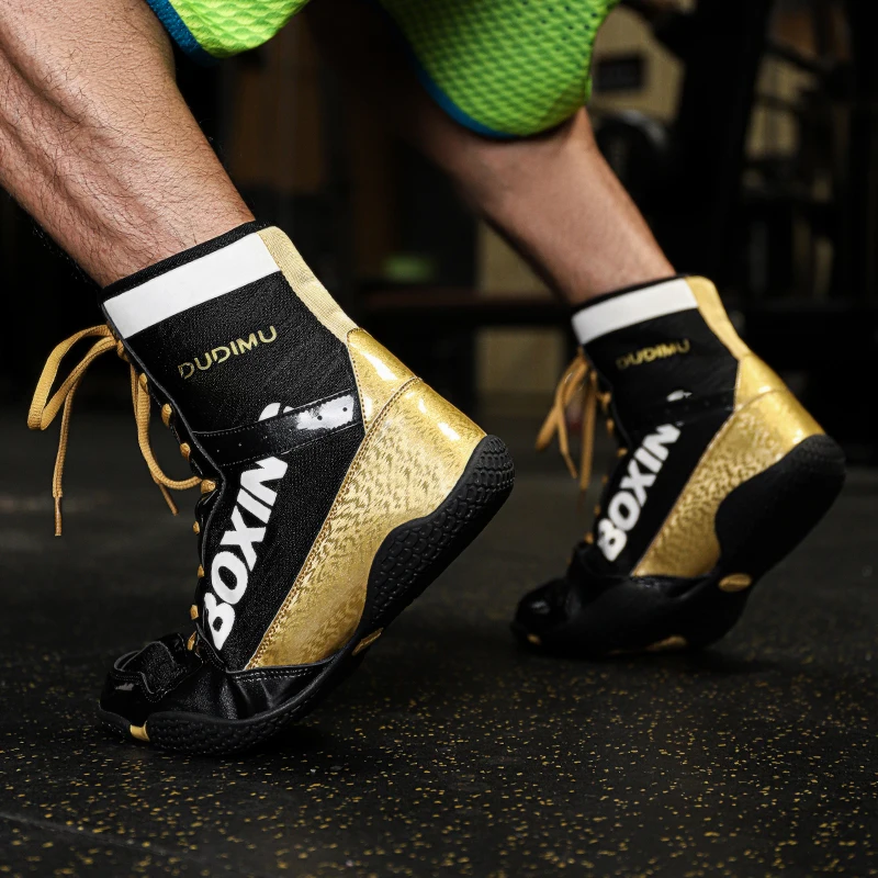 New Professional Boxing Shoes Men Women Boxing Sneakers Outdoor Light Wrestling Sneakers