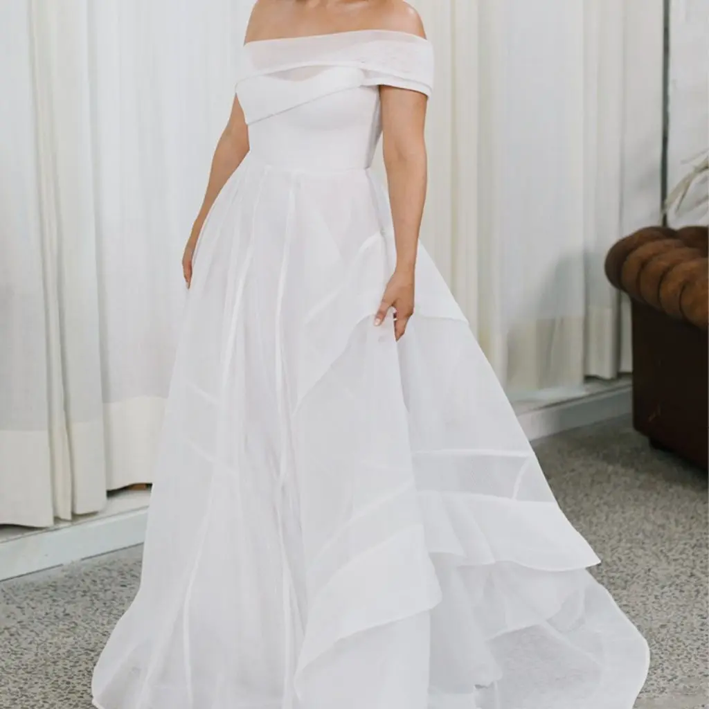 

Simple A Line Wedding Dress Strapless Classical Off The Shoulder Zipper Back Bride Gown Elegant Maxi Vestidos De Noiva SWD721