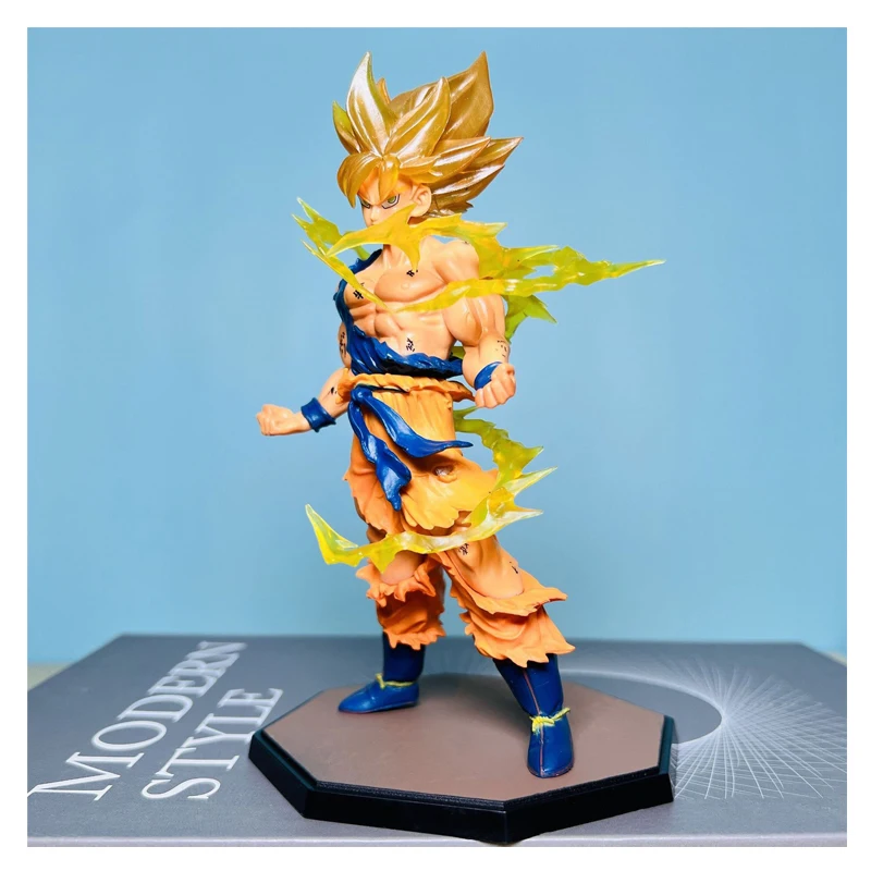 

Bandai New Anime Seven Dragon Ball 16cm Super Saiyan Goku Model Decoration Toy Collection Gift