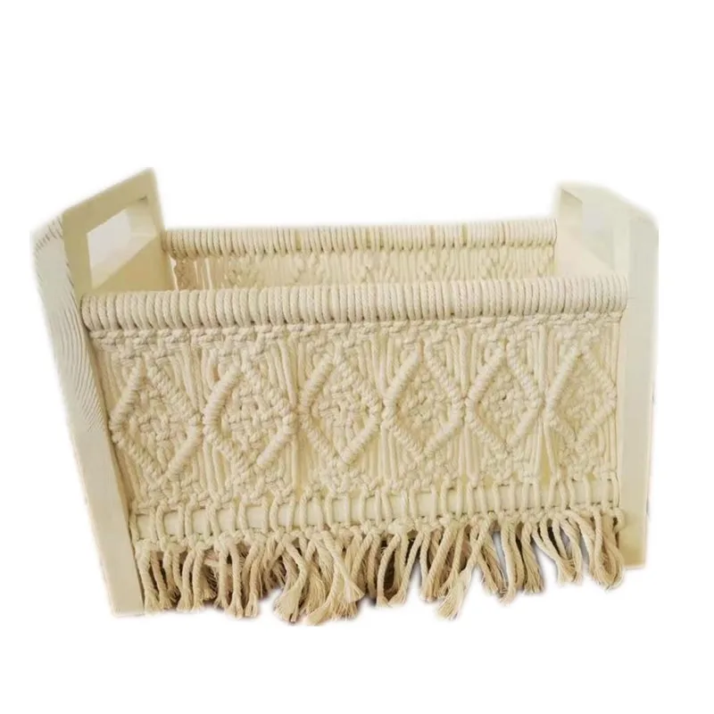 Рисунок 5 - Реквизит для фотосъемки новорожденных